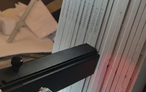 瓷磚建材視覺機器人噴碼方案：數(shù)字化標(biāo)識技術(shù)重塑行業(yè)效率